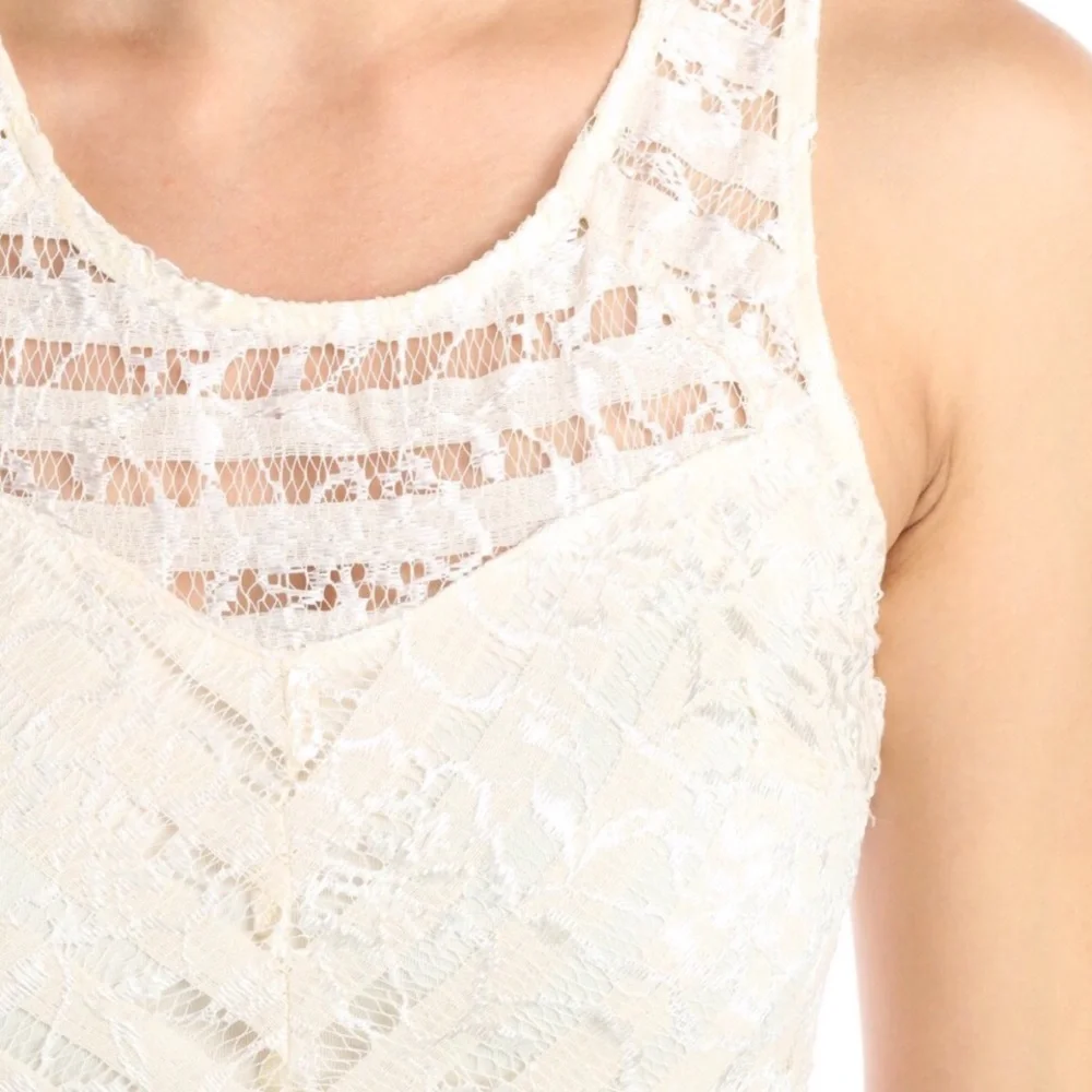 💥 CLEARANCE Cutout Back Striped Floral Lace Sleeveless Dress - Picture 4 of 4